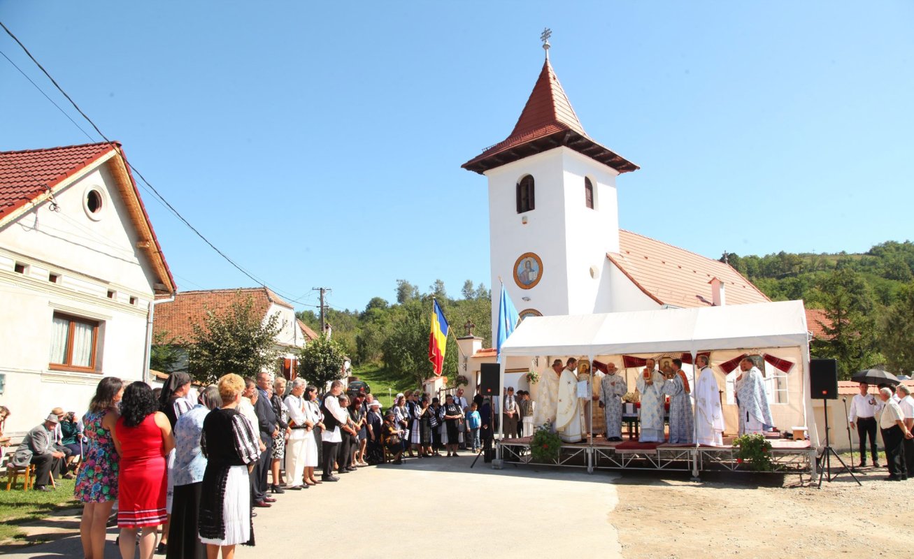 Târnosiri și binecuvântări în Duminica a 10-a după Rusalii 54024