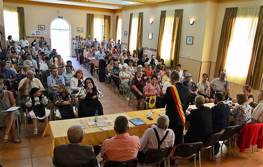 Sărbătoarea comunității din Comăna de Jos, Protopopiatul Rupea 53884