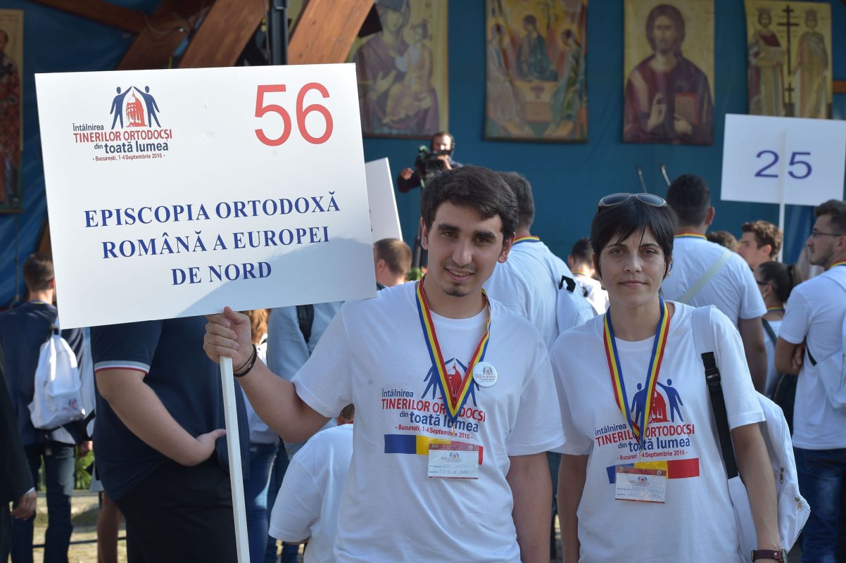 „Noi, tinerii, avem datoria să ne mărturisim credinţa” 53850