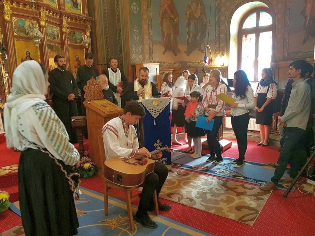 „Sfântul Grai Românesc“ la Slănic Moldova 53806