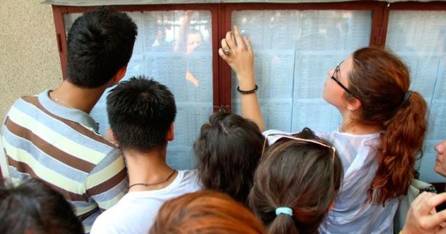 Stimulente financiare pentru absolvenții de nota 10 53873