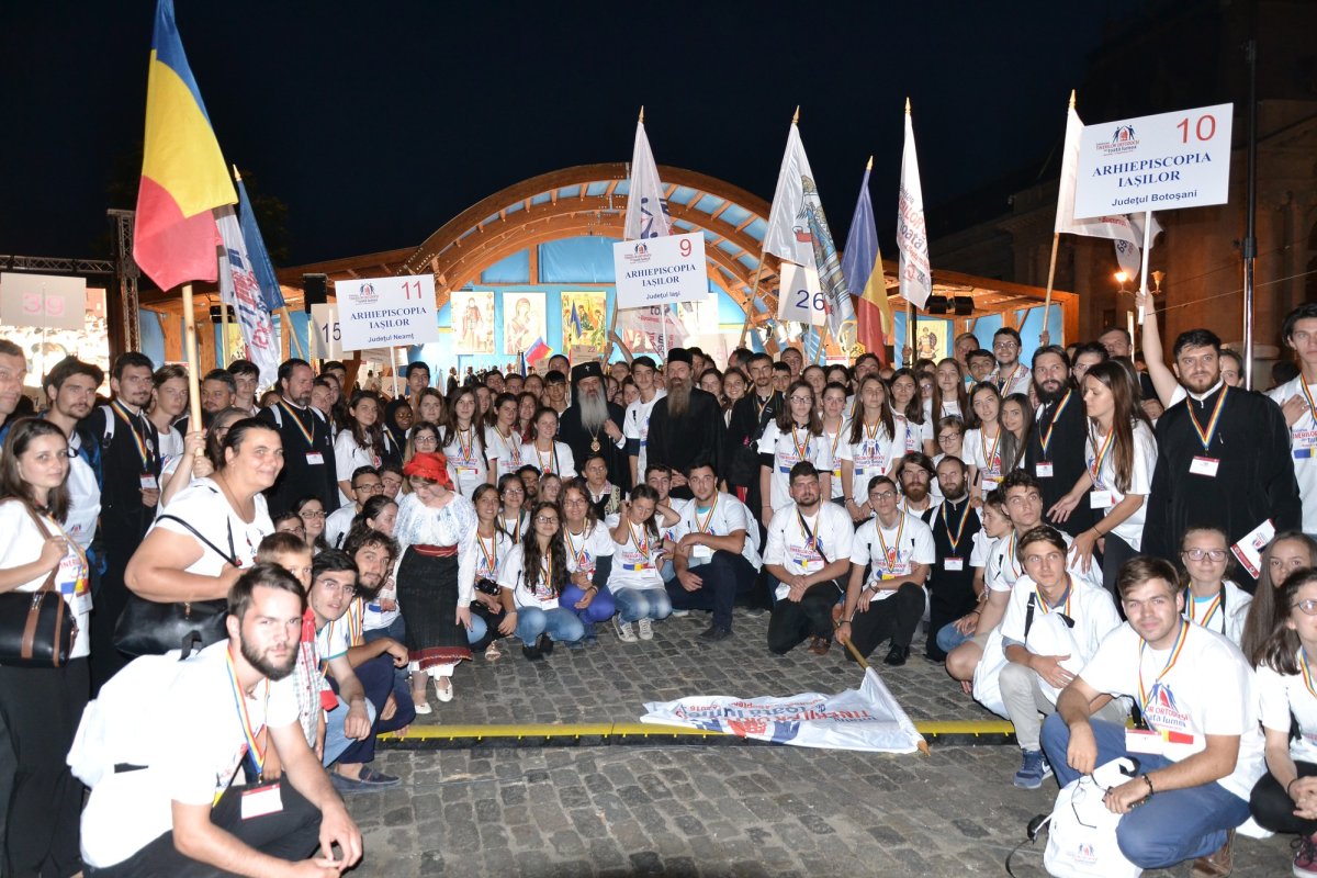 120 de tineri din Arhiepiscopia Iaşilor la ITO 2016 53737