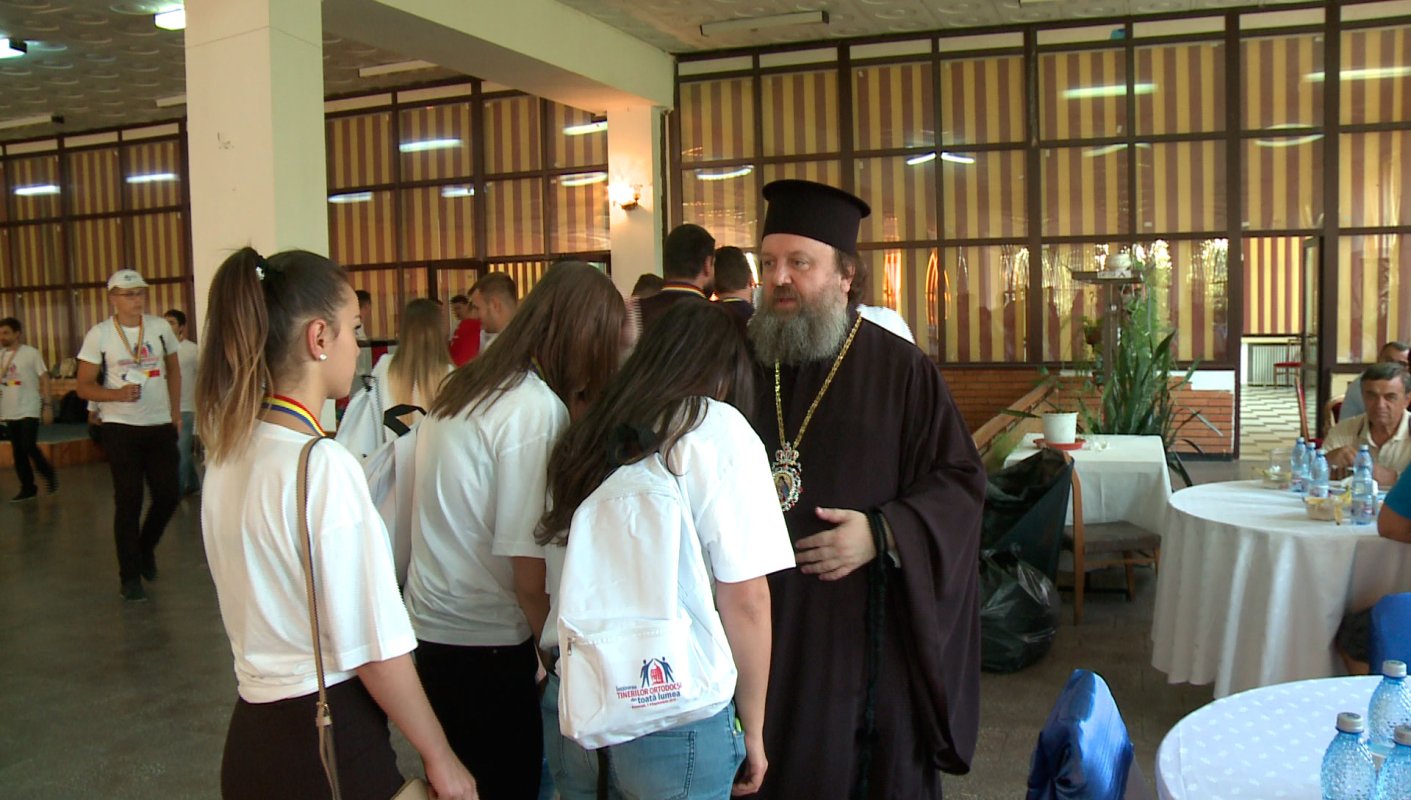 Binecuvântare pentru tinerii de la Căminul Studențesc Leu 53794