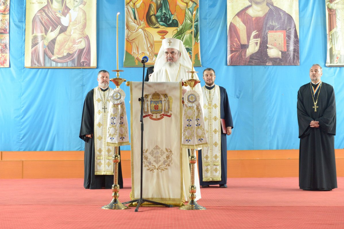 Binecuvântare patriarhală la ceasul rugăciunii de seară 53684
