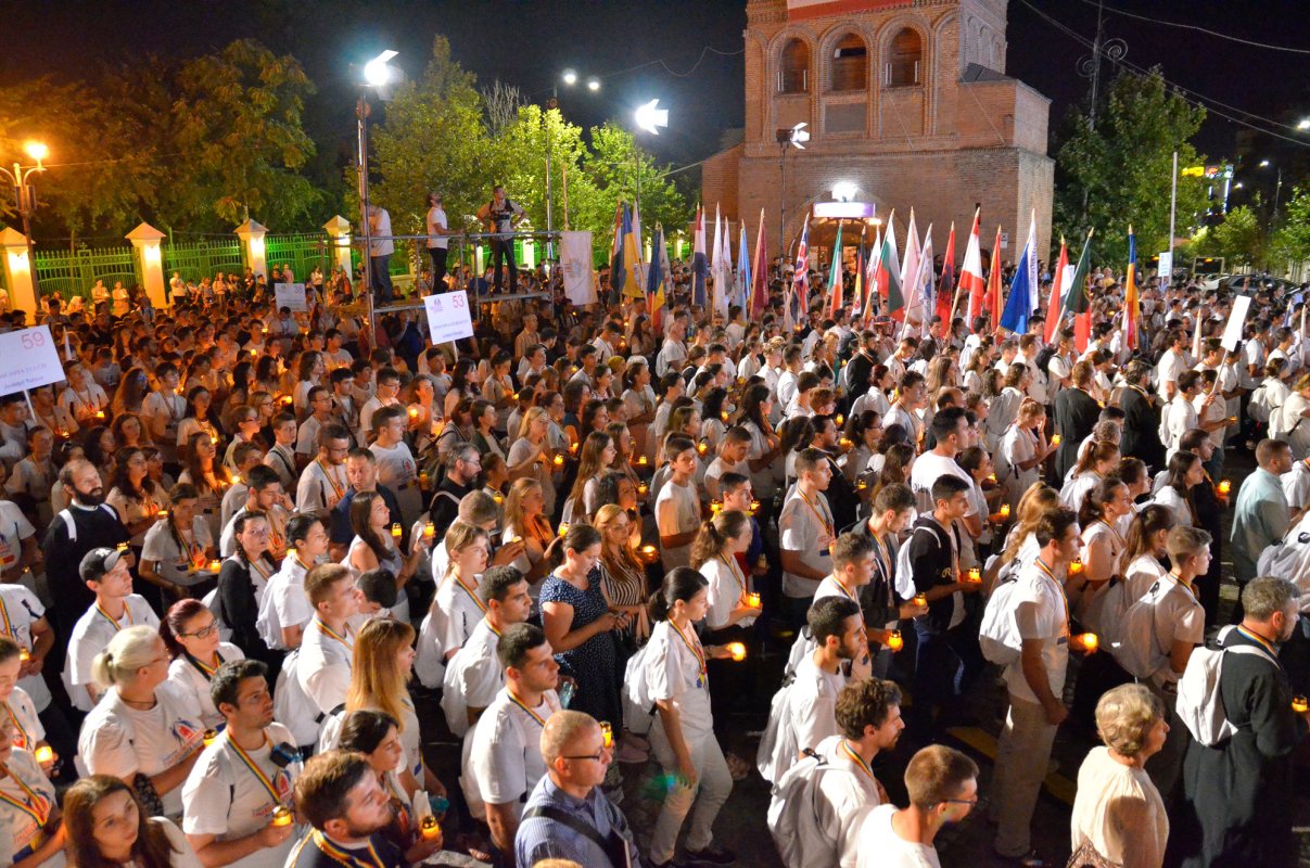 Binecuvântare patriarhală la ceasul rugăciunii de seară 53685