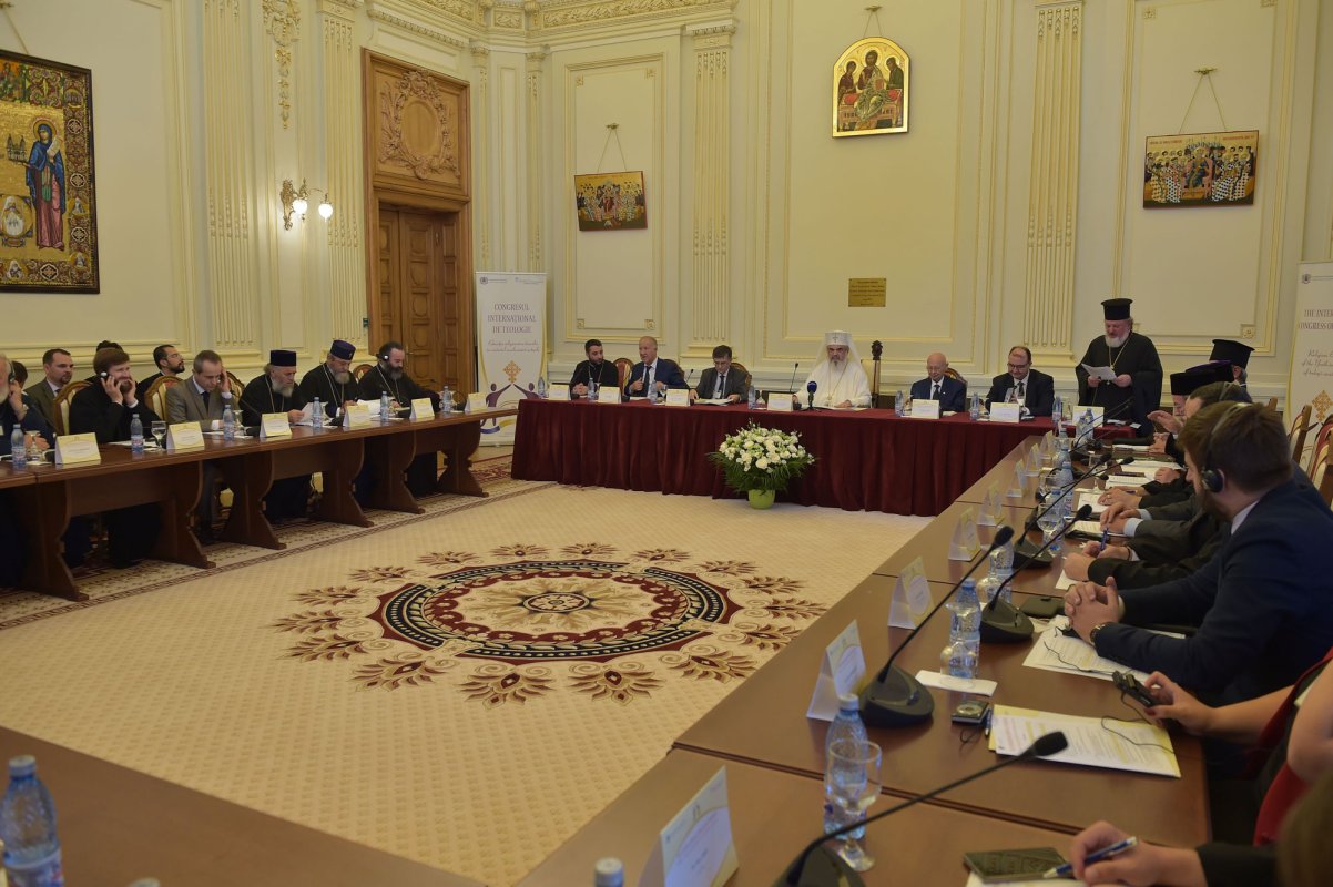 La Bucureşti au început lucrările Congresului Internaţional de Teologie 53664
