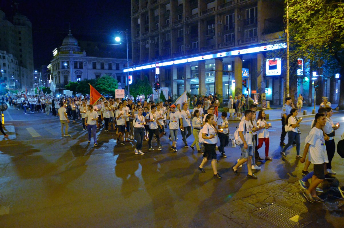 Procesiunea luminilor pe străzile Capitalei 53669
