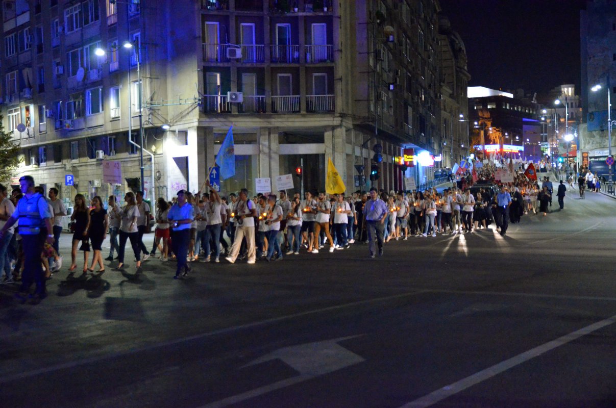 Procesiunea luminilor pe străzile Capitalei 53675