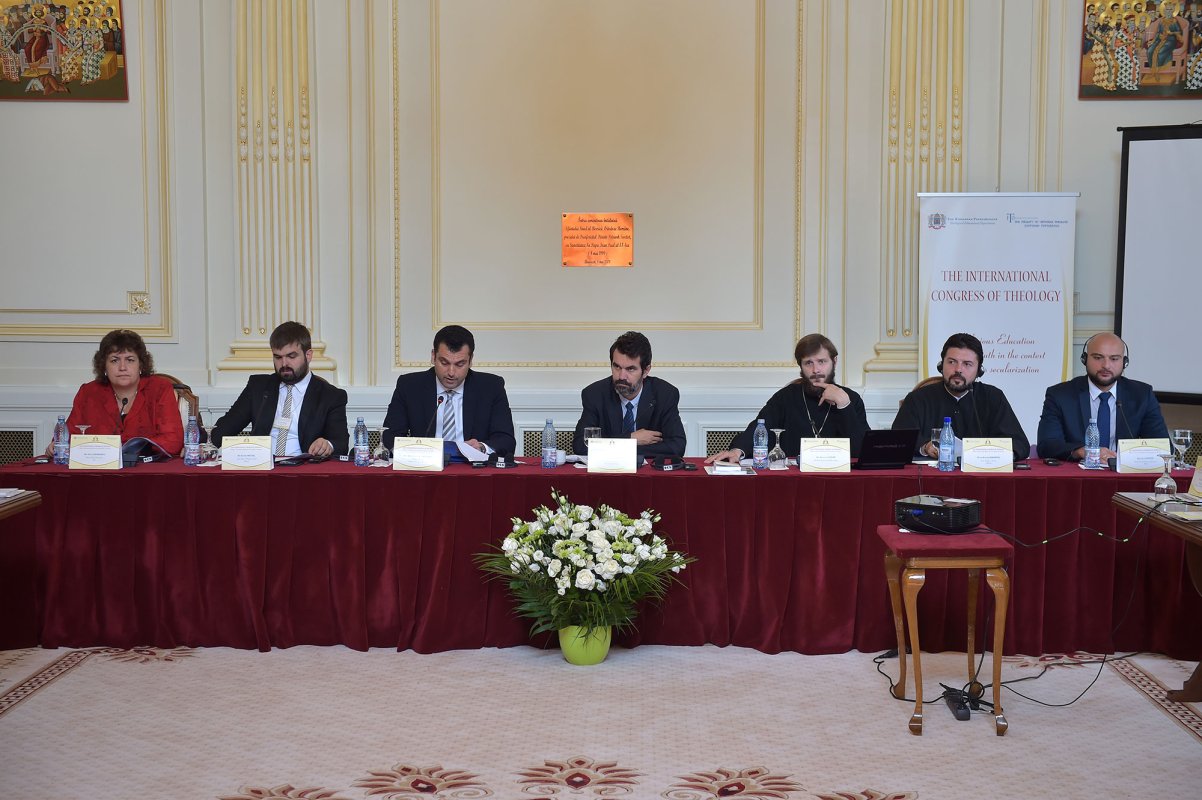 Lucrările Congresului Internaţional de Teologie continuă 53529