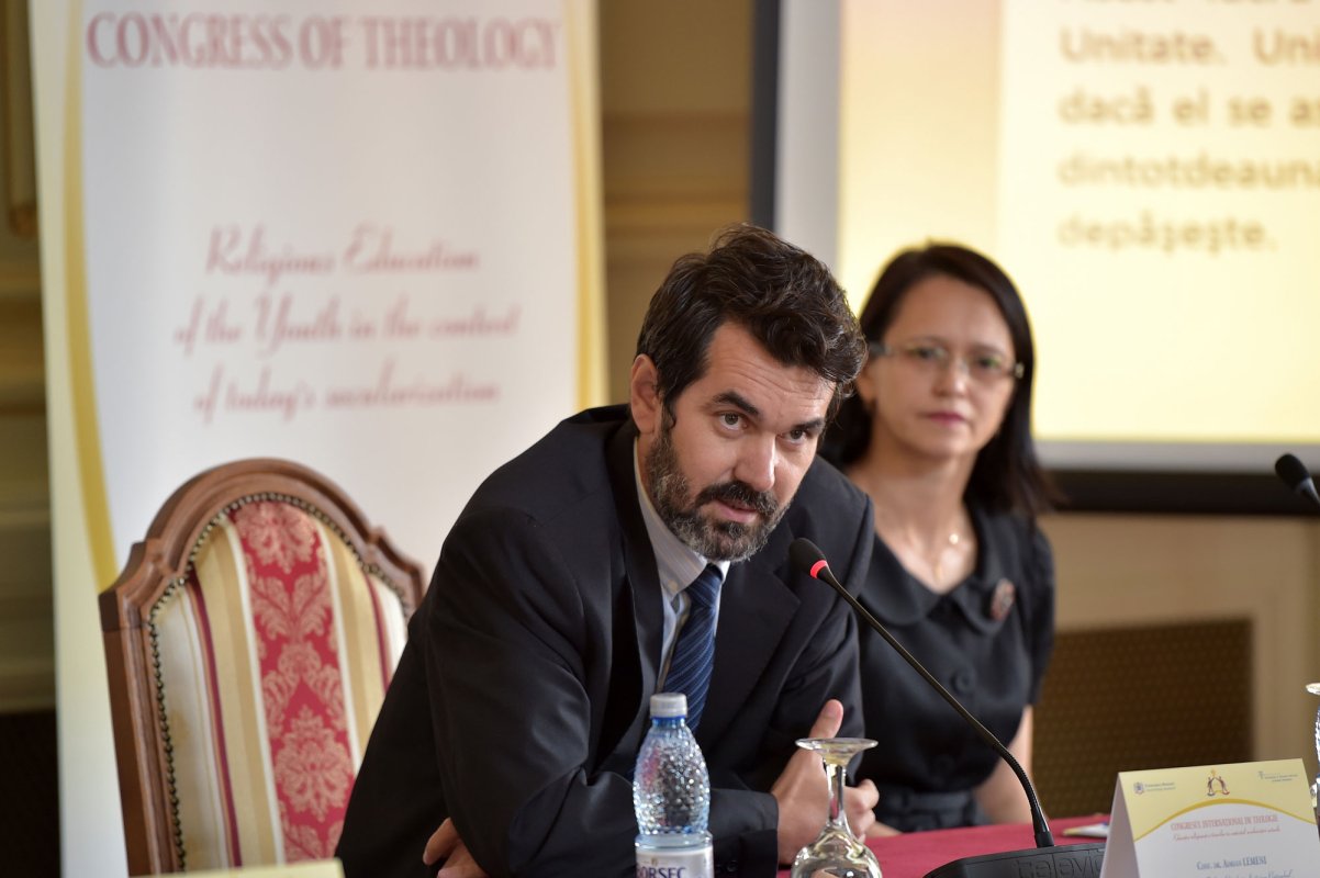 Lucrările Congresului Internaţional de Teologie continuă 53530