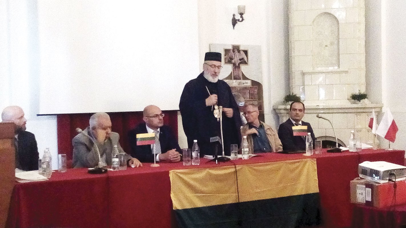 Simpozion despre victimele războaielor, în Argeş 53564