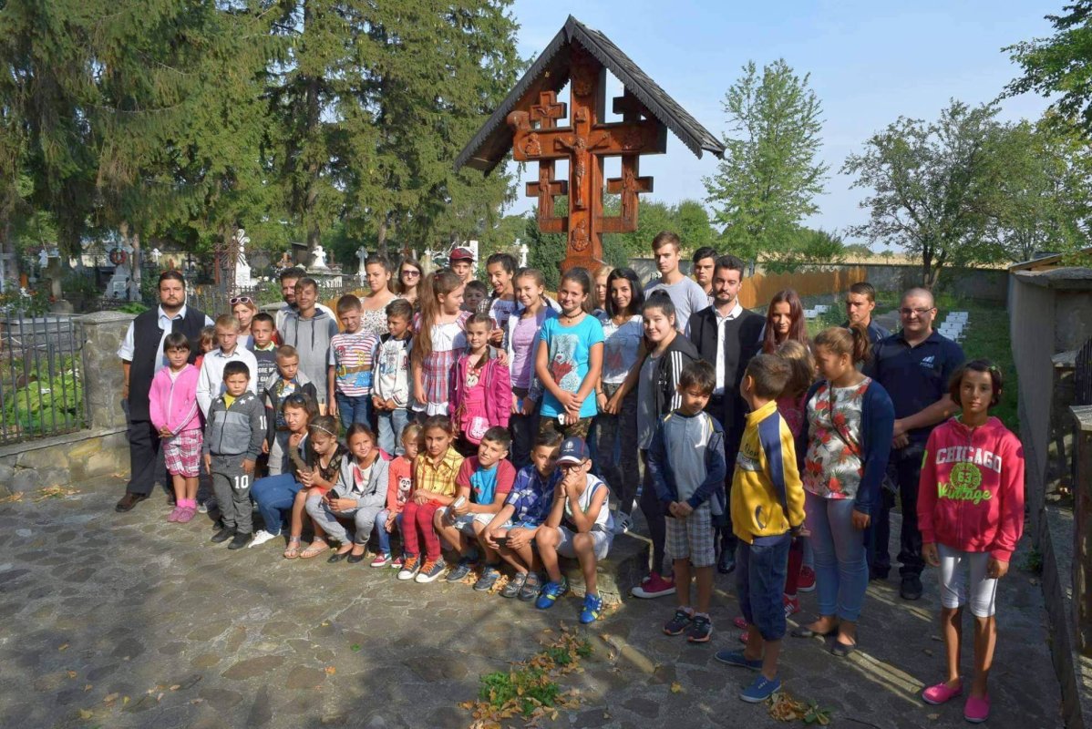 Excursie gratuită pentru copii din două parohii nemţene 53419