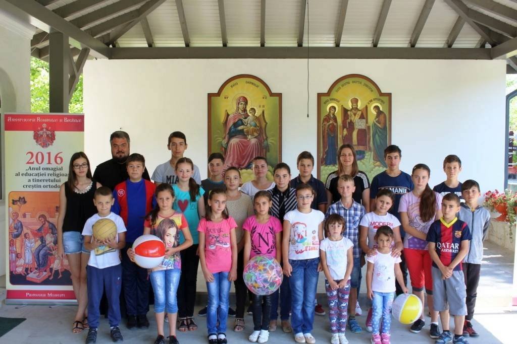 Şcoală de vară în Parohia Valea Şoşii din Protopopiatul Moineşti 53421