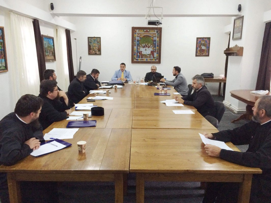 Seminar despre comunicarea media, la Sâmbăta de Sus 53427