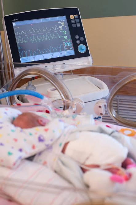 Prea puţine incubatoare pentru prematuri 53413