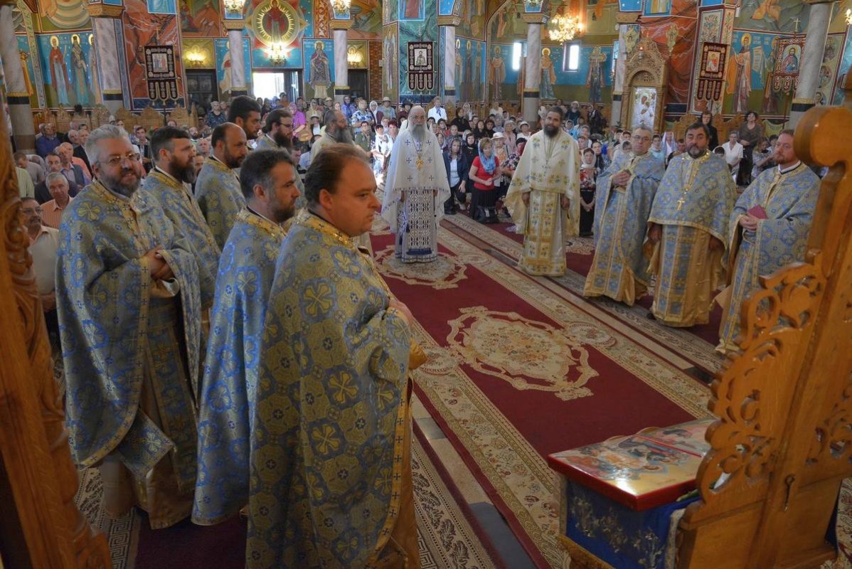 Hramul catedralei din Gura Humorului 53302