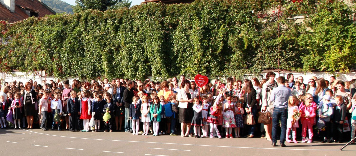 Binecuvântări arhiereşti la început de an şcolar 53248