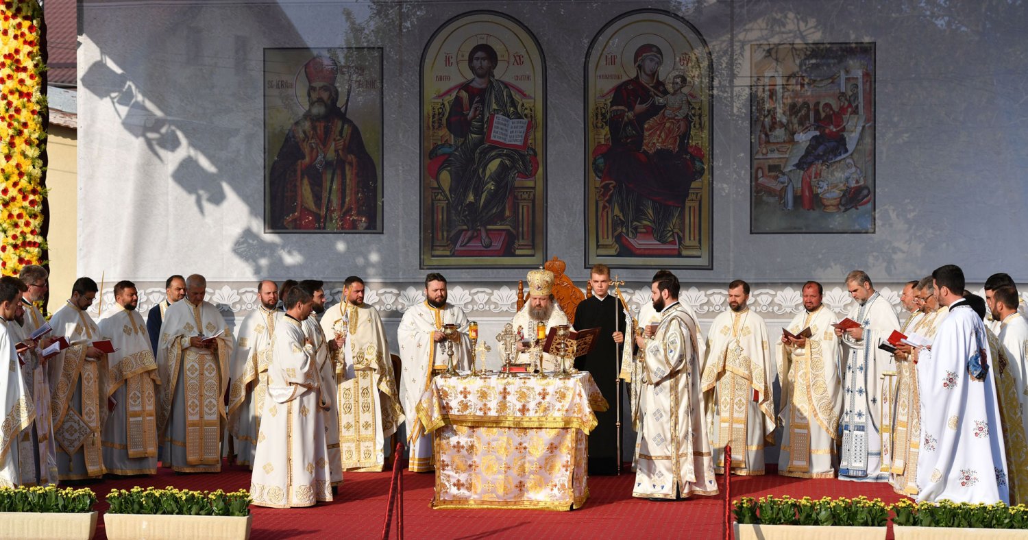 O nouă poartă spre Cer, târnosită la Otopeni 53279