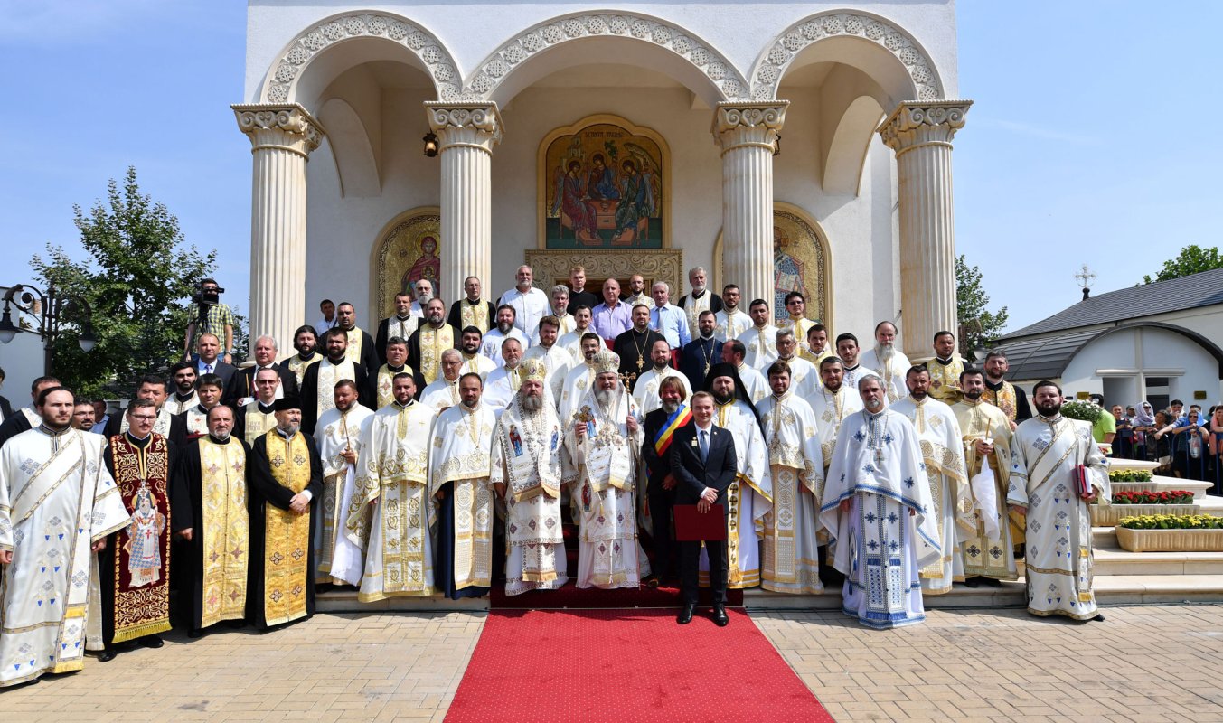 O nouă poartă spre Cer, târnosită la Otopeni 53282