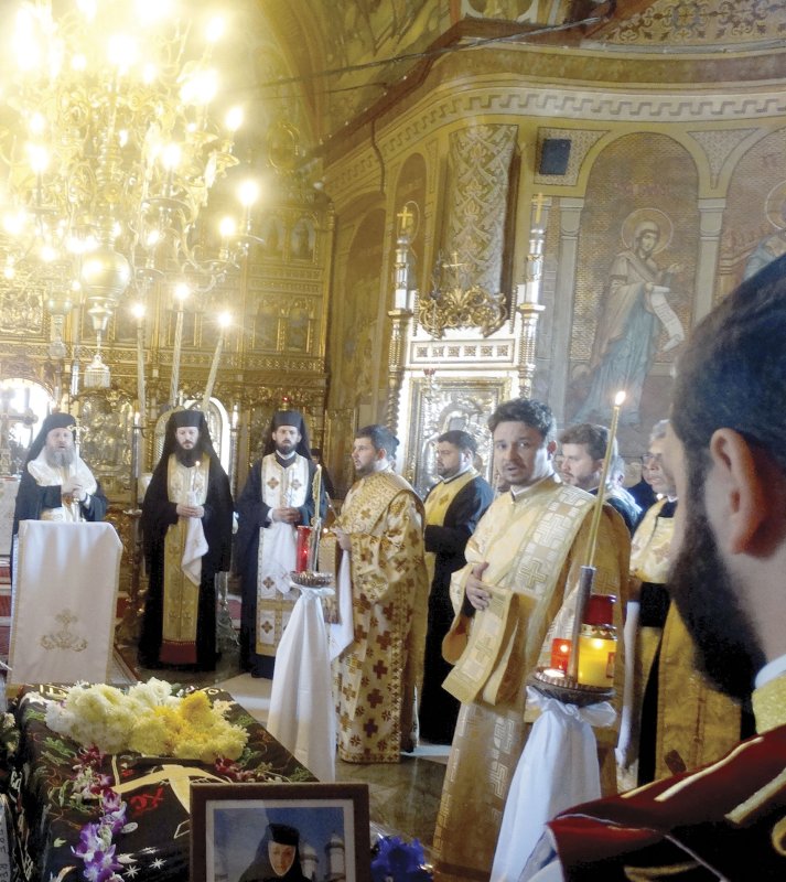 A fost înmormântată monahia Hrisantia Sporea 53221