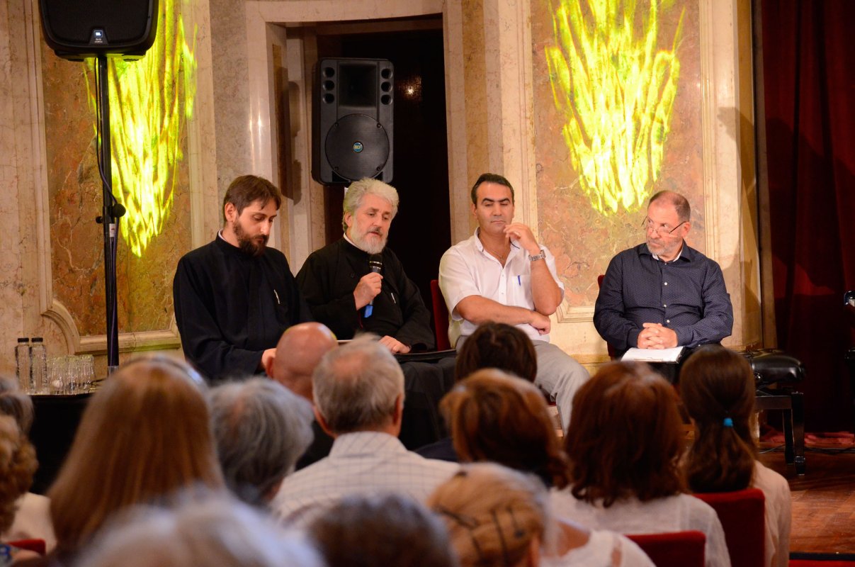 „Ce, cât şi cum ne folosim de muzică” 53228