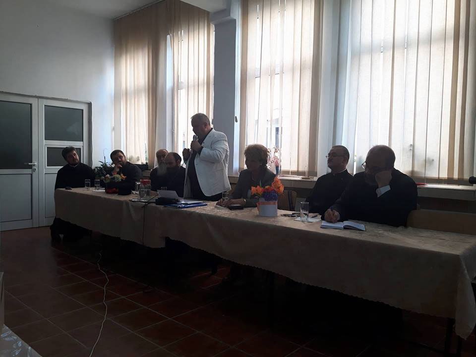 Consfătuirea profesorilor de religie din judeţul Botoşani 53185