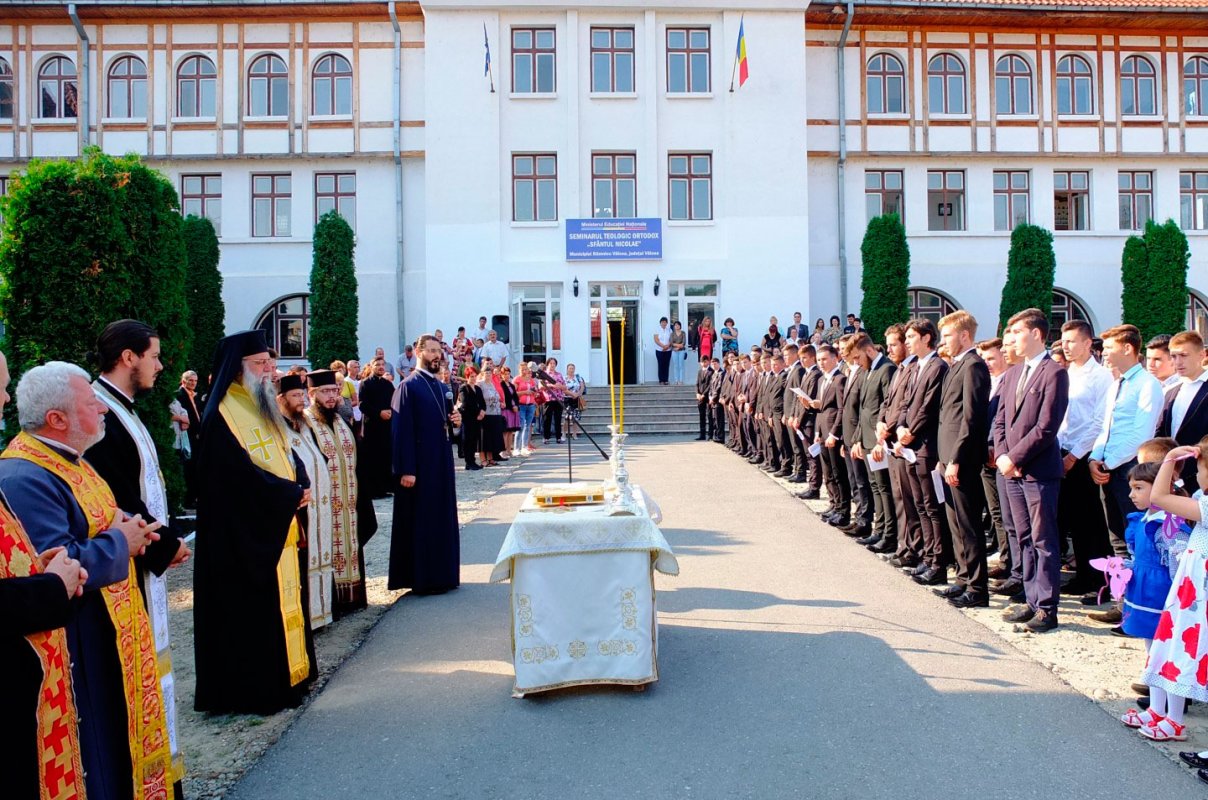 „Credem că sunteţi pământ bun şi sămânţă roditoare” 53126