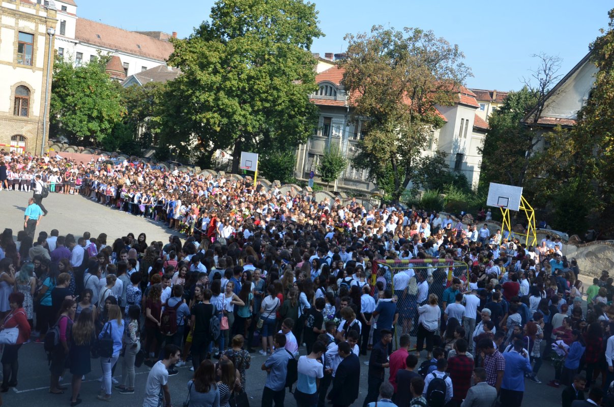 Începutul anului școlar la Timișoara și Lipova 53134