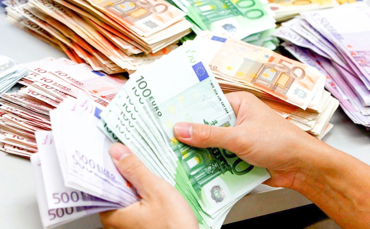 200 de milioane de euro pentru şcolile defavorizate 53099