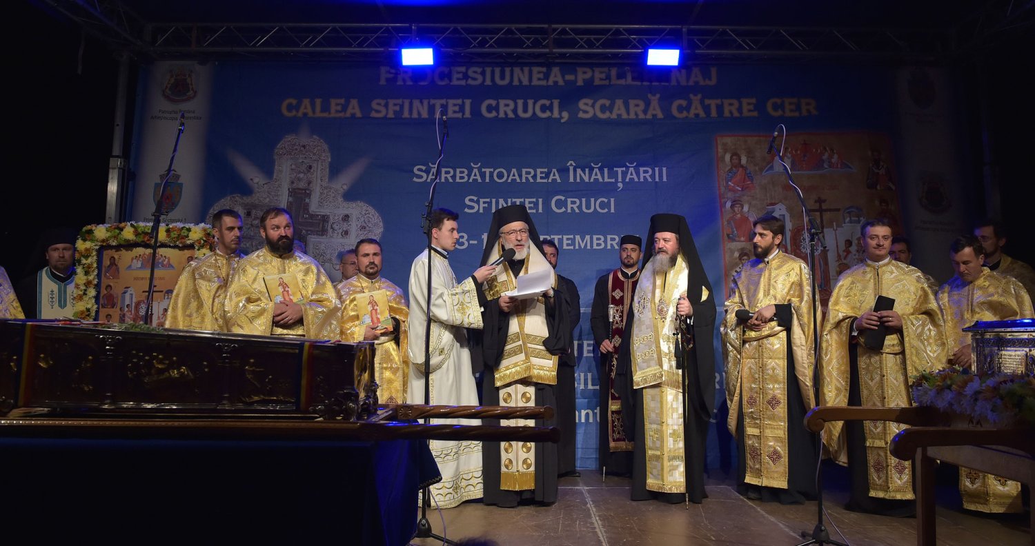 Pelerinaj închinat Sfintei Filofteia și Sfintei Cruci 53089