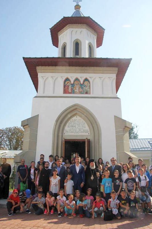 „Să ne cunoaştem spiritualitatea şi cultura nemţeană“ 53033