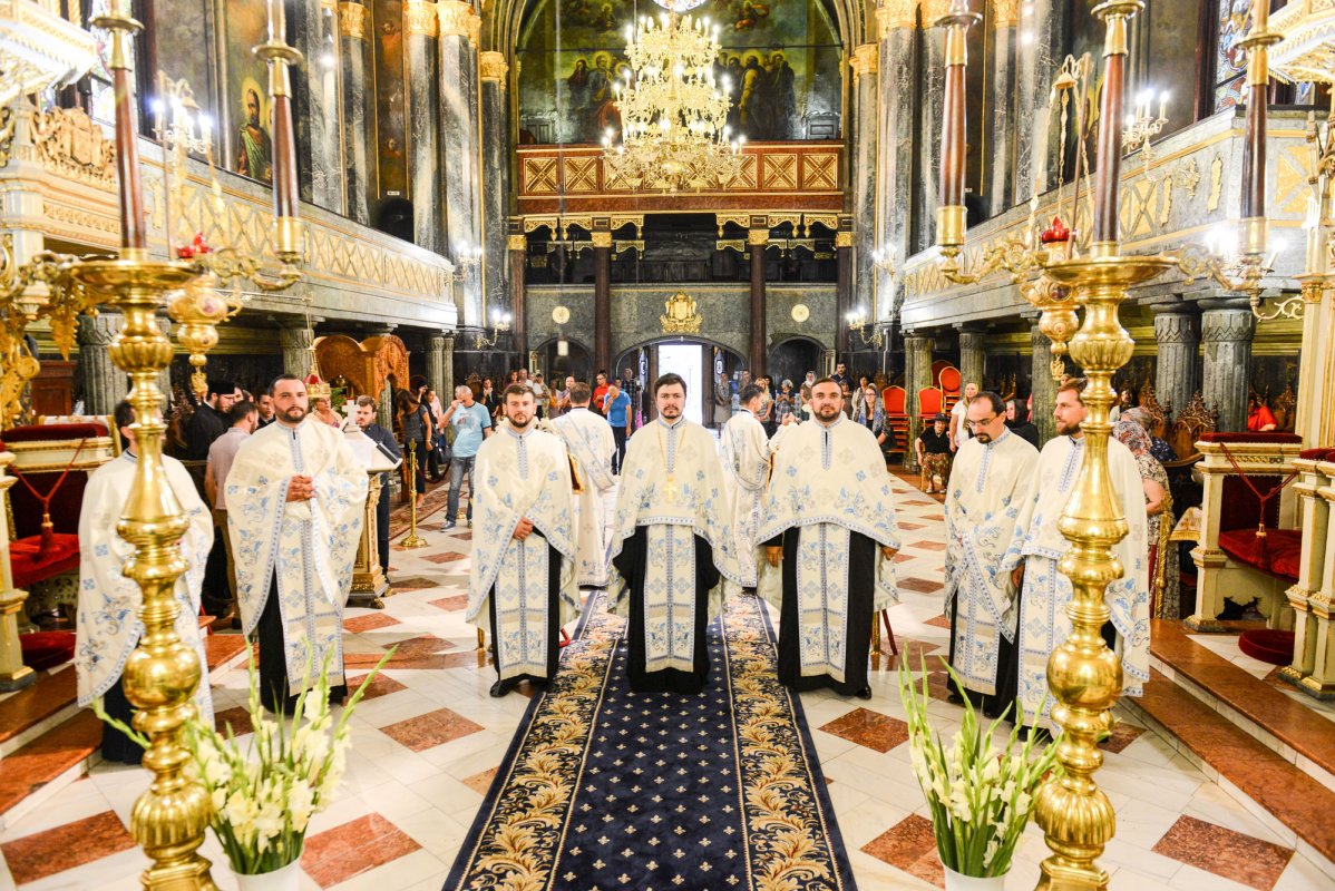 Sfântul Ierarh Visarion, sărbătorit la Biserica „Sfântul Spiridon”-Nou 53002