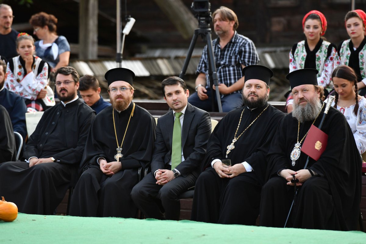 „Magazin Folcloric” - un an de existență 52890