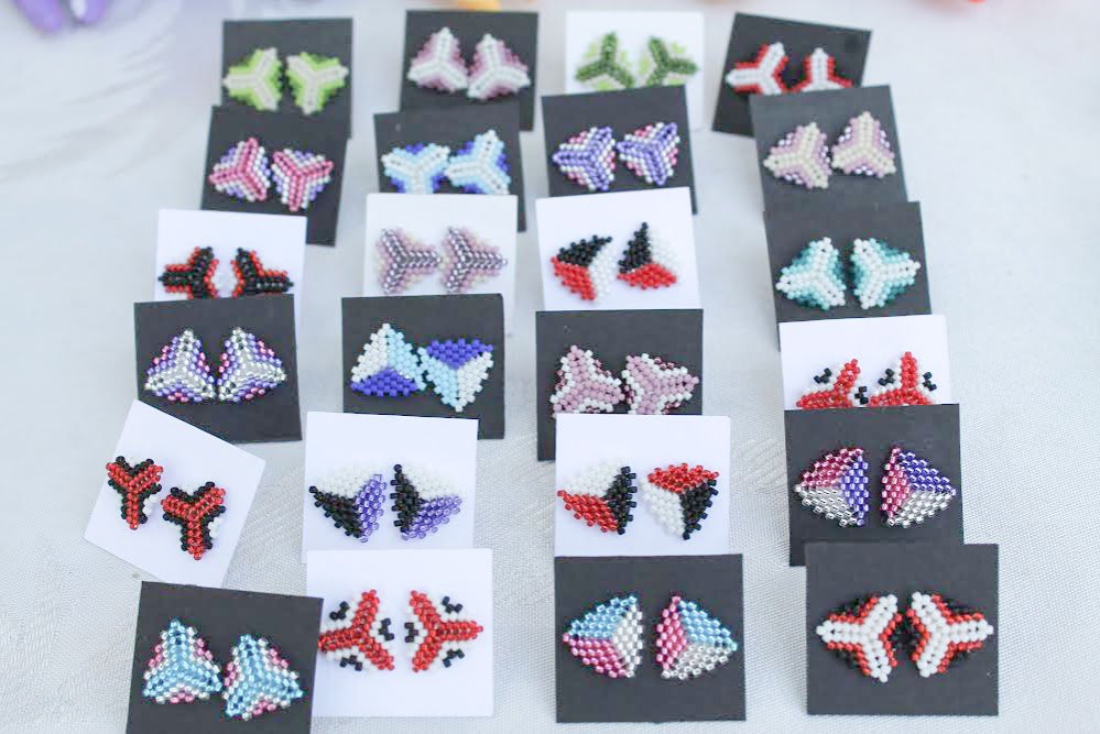 Raluca Lida Pascaru meştereşte podoabe populare vechi 52895