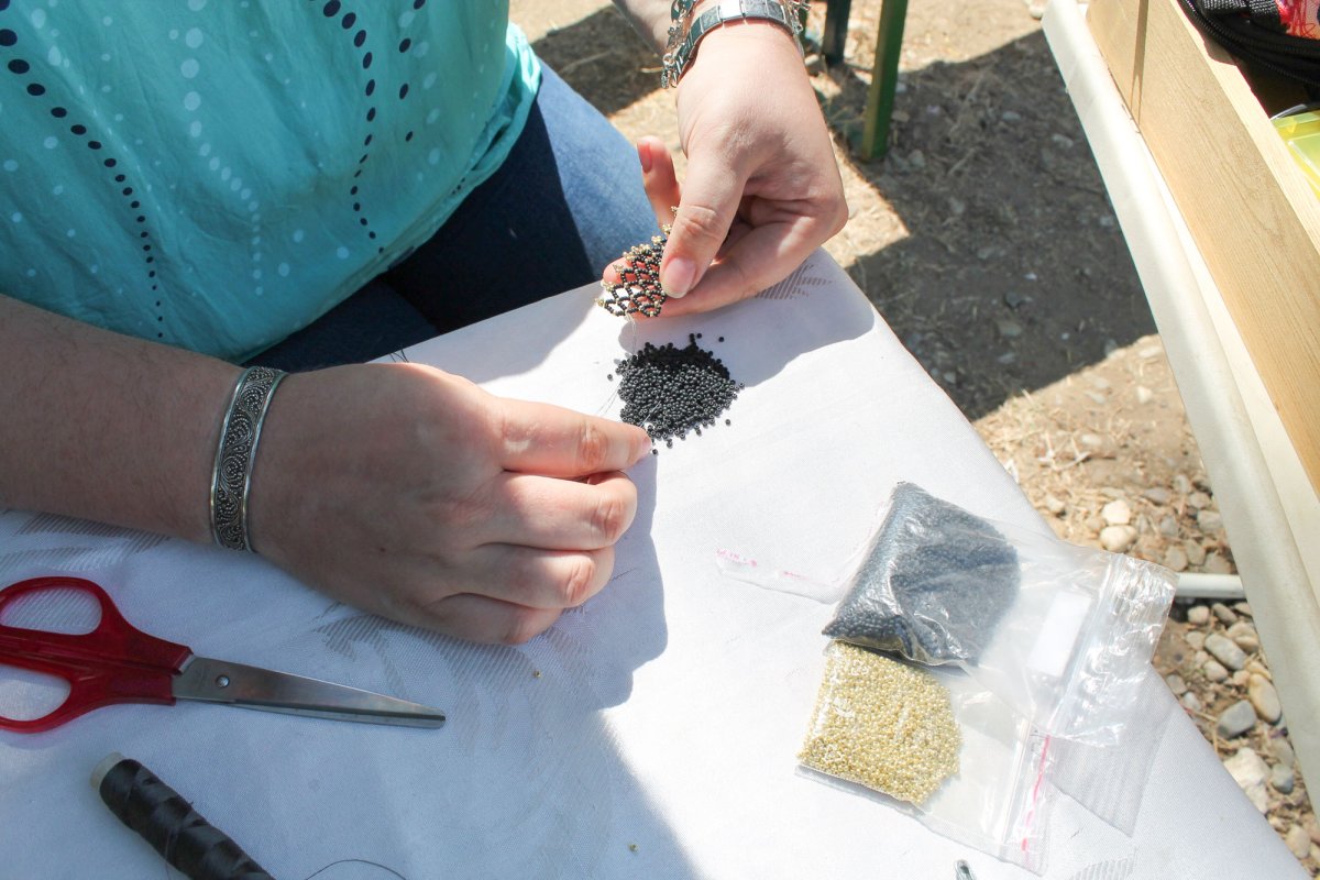 Raluca Lida Pascaru meştereşte podoabe populare vechi 52896