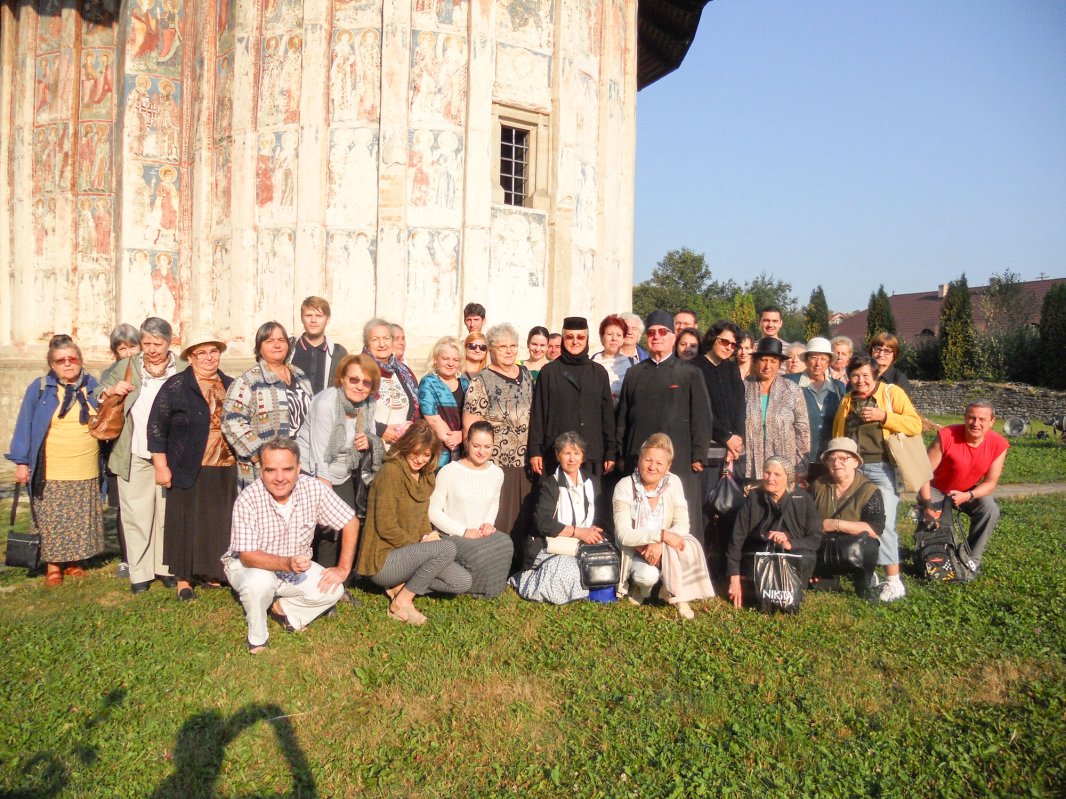 Tainici călători pe drumul dintre sine și cer 52875