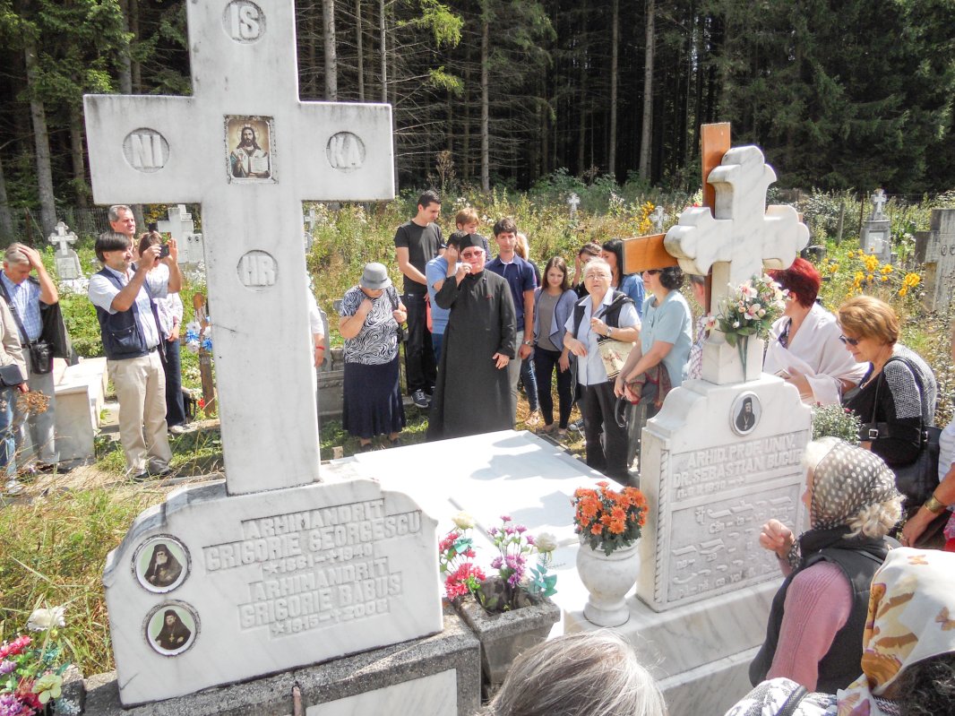 Tainici călători pe drumul dintre sine și cer 52883