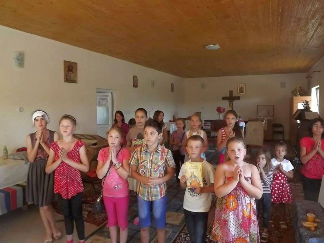 Activităţile de vară din Parohia Iazu-Nou, la final  52767