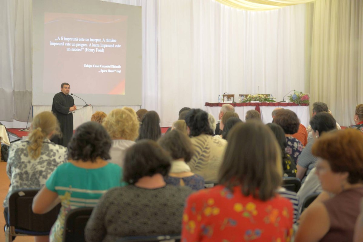 Consfătuirea profesorilor de religie din judeţul Iaşi 52758