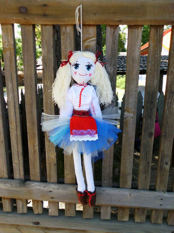 Lumea locuită de păpuşi a artistei plastice Alice Bîrcă 52826