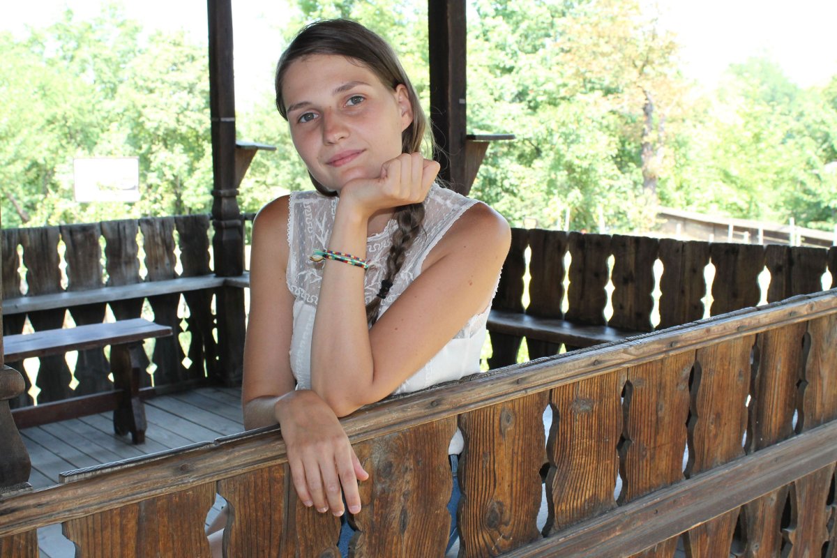 Lumea locuită de păpuşi a artistei plastice Alice Bîrcă 52828