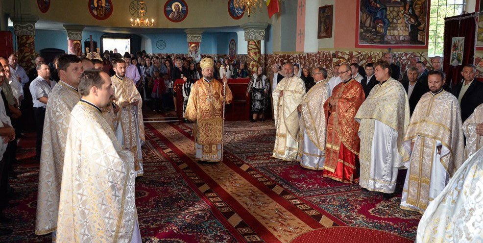 Slujire arhierească la Ormindea, Protopopiatul Brad 52786