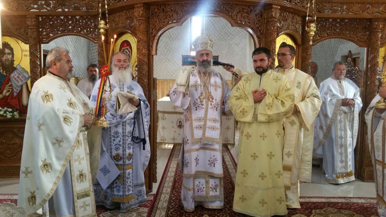 Slujiri arhiereşti în duminica de după Înălțarea Sfintei Cruci 52683