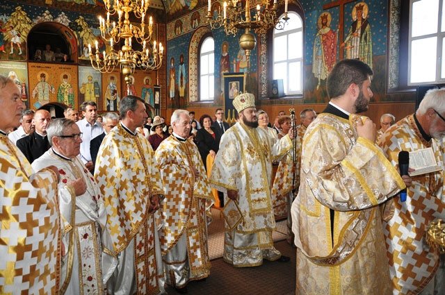 Slujiri arhiereşti în duminica de după Înălțarea Sfintei Cruci 52684