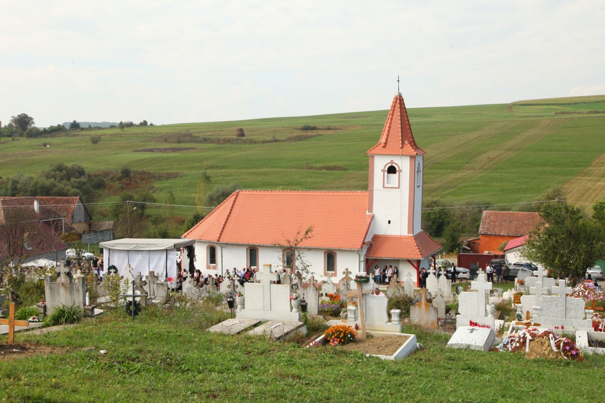 Slujiri arhiereşti în duminica de după Înălțarea Sfintei Cruci 52688