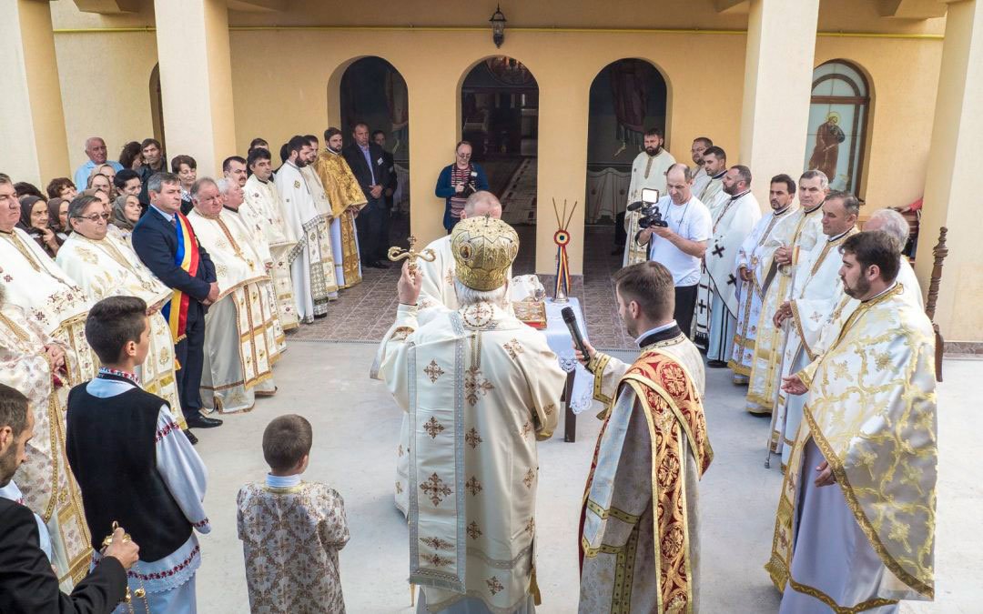 Slujiri arhiereşti în duminica de după Înălțarea Sfintei Cruci 52690