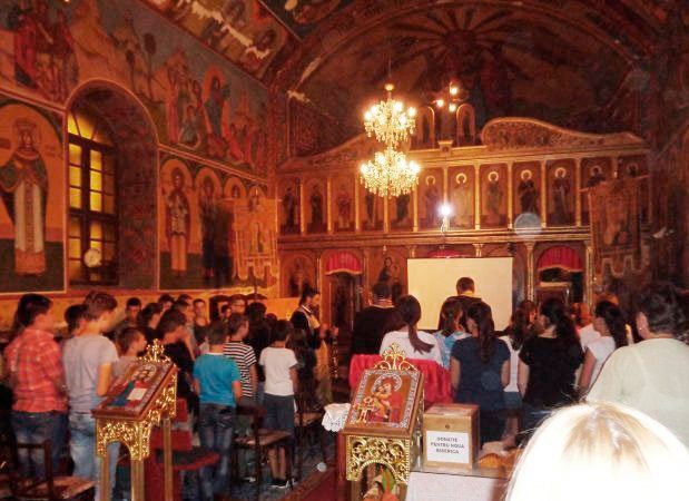 Activităţi cu tinerii din Protopopiatul Blaj 52629