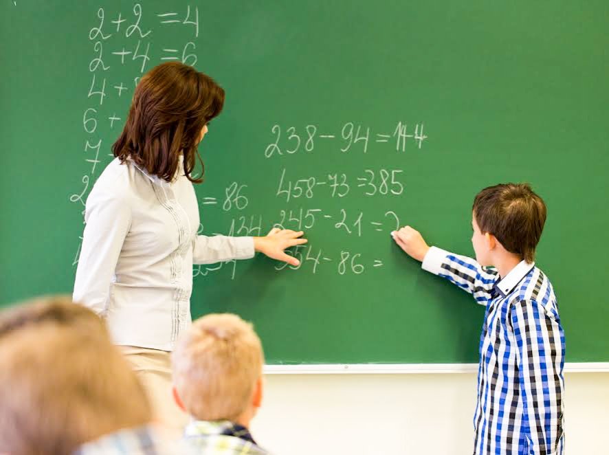 Ce burse primesc elevii din învăţământul preuniversitar 52671