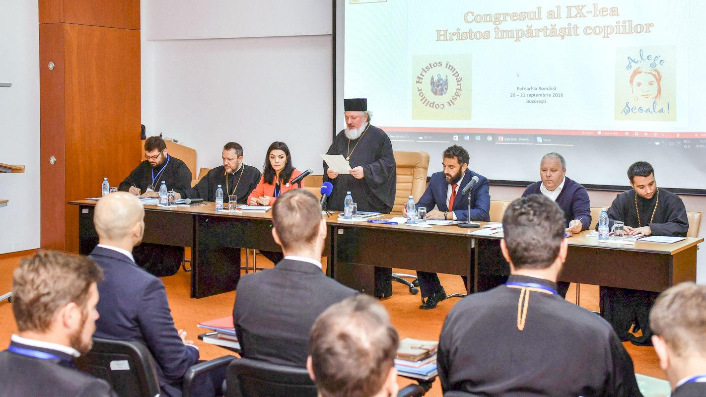 Congres despre activitatea catehetică a Bisericii 52653