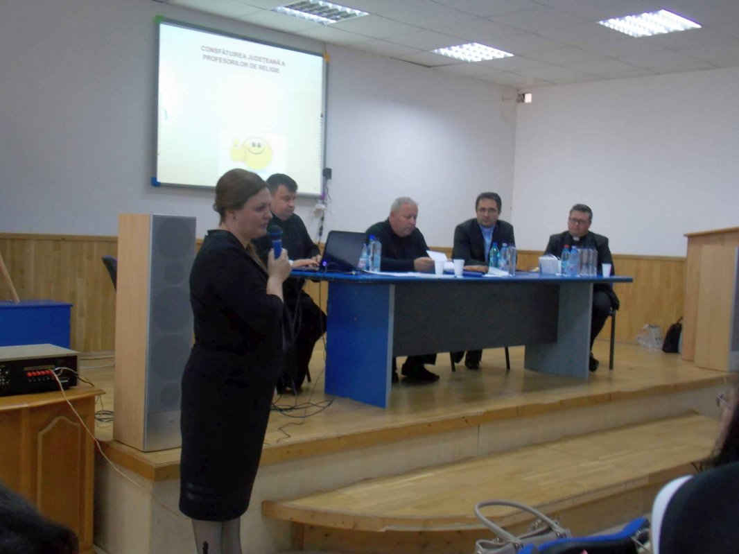 Consfătuire a profesorilor de religie din judeţul Bacău 52552